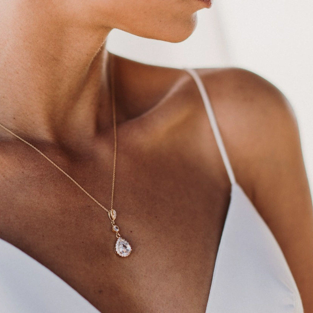 Luxury Zircon Water Drop Back  - مراجعة Body Jewelry For Backless Dress وسعره