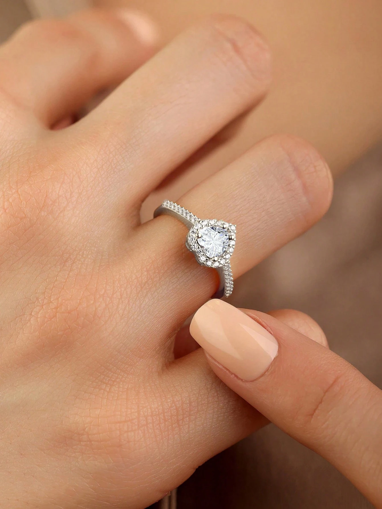 Gorgeous Zircon Romantic Love  - مراجعة Body Jewelry High Quality وسعره