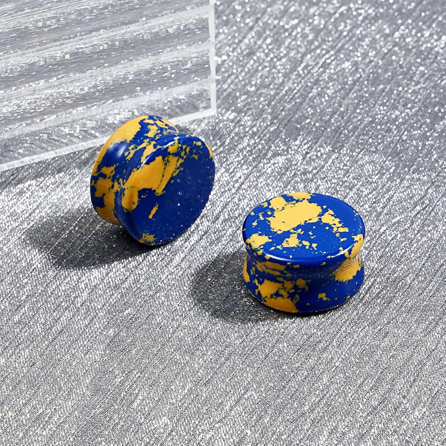 Stone Ear Gauges Plugs Saddle  - مراجعة Yellow Body Jewelry وسعره