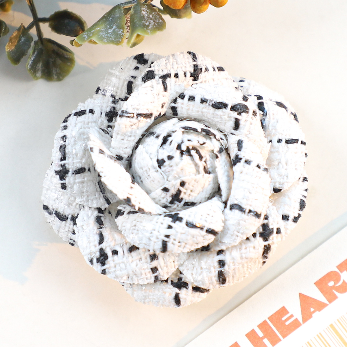 6CM Camellia Brooch for Women  - مراجعة Body Jewelry High Quality وسعره
