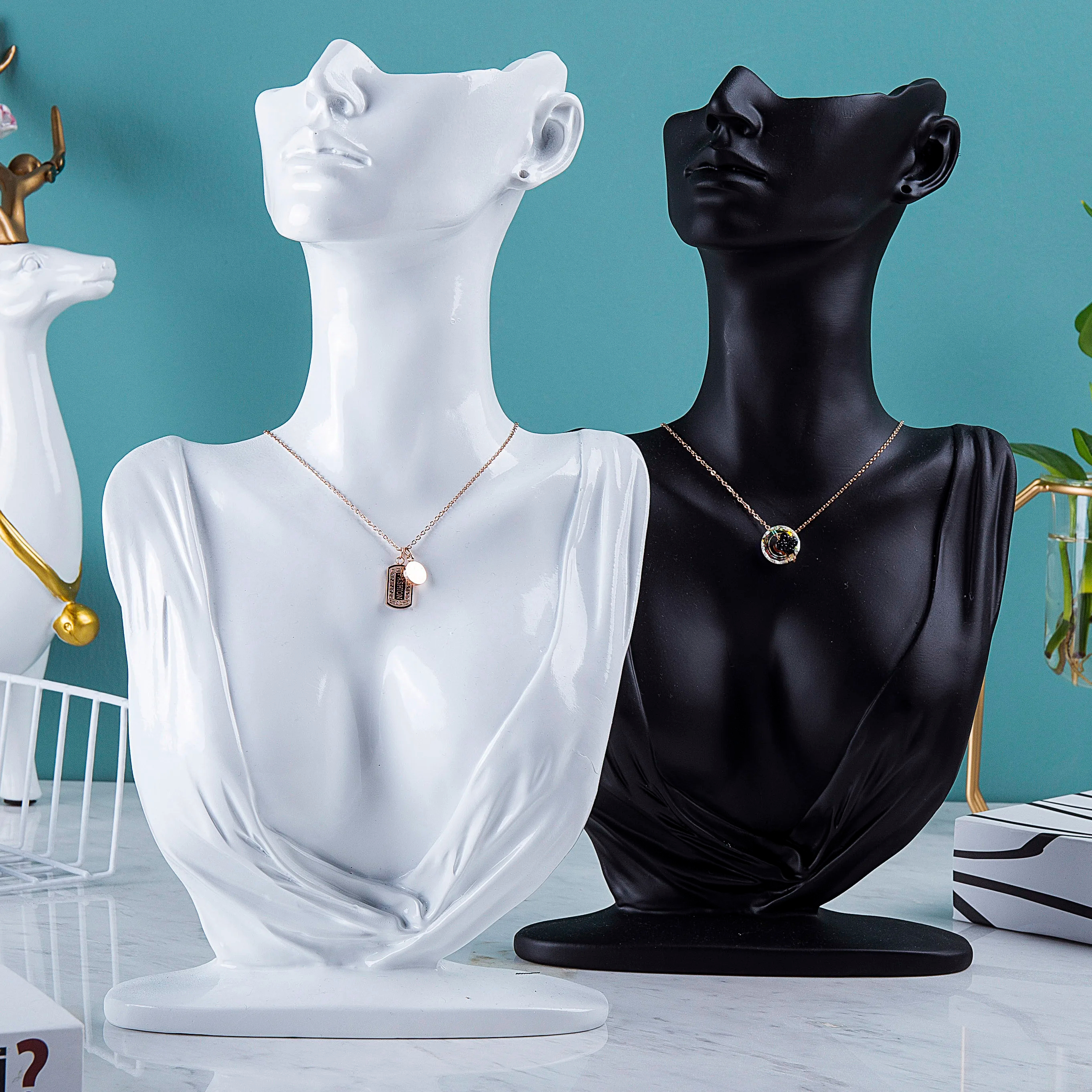 Mannequin Necklace Jewelry Dis - مراجعة Body Jewelry Display Case وسعره