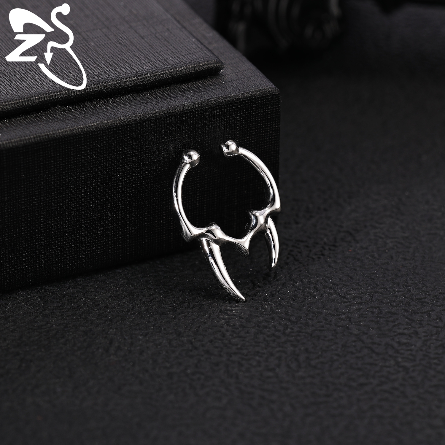 ZS 1 Piece Punk Stlye Fake Sep - مراجعة Body Jewelry Septum وسعره