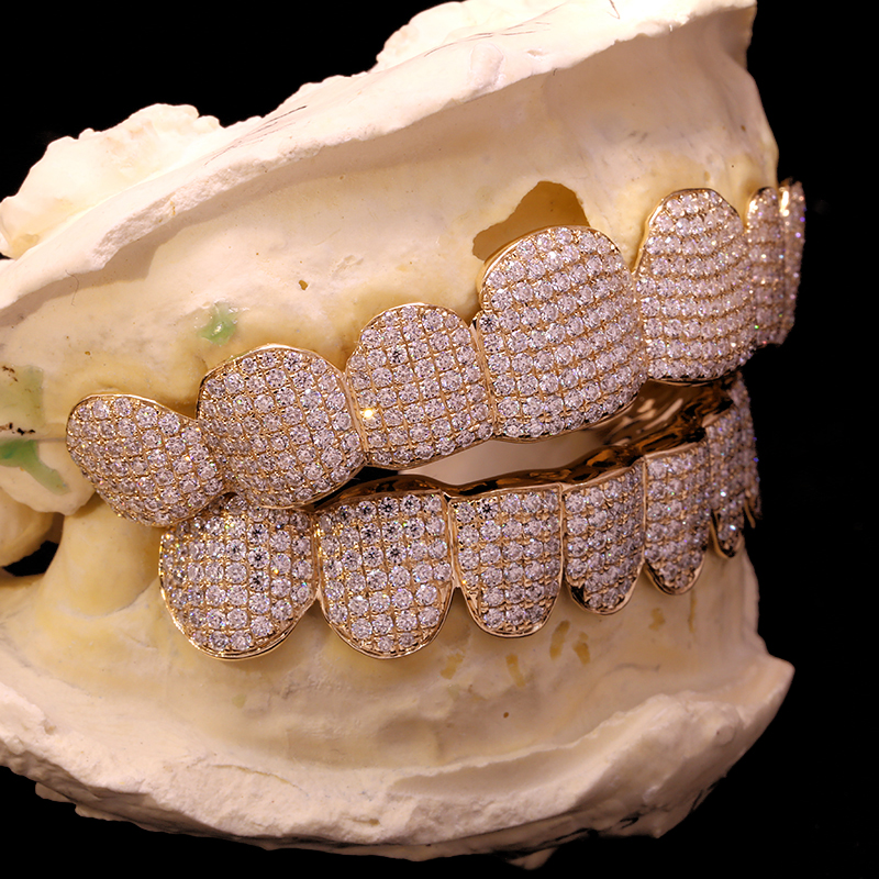 Custom Lab Grown Diamond HPHT  - مراجعة Yellow Body Jewelry وسعره